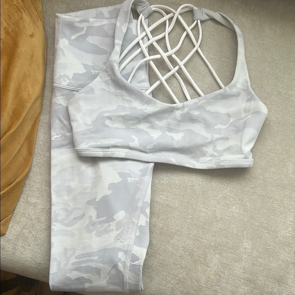 Women's Camo Sports Bra and Leggings Set